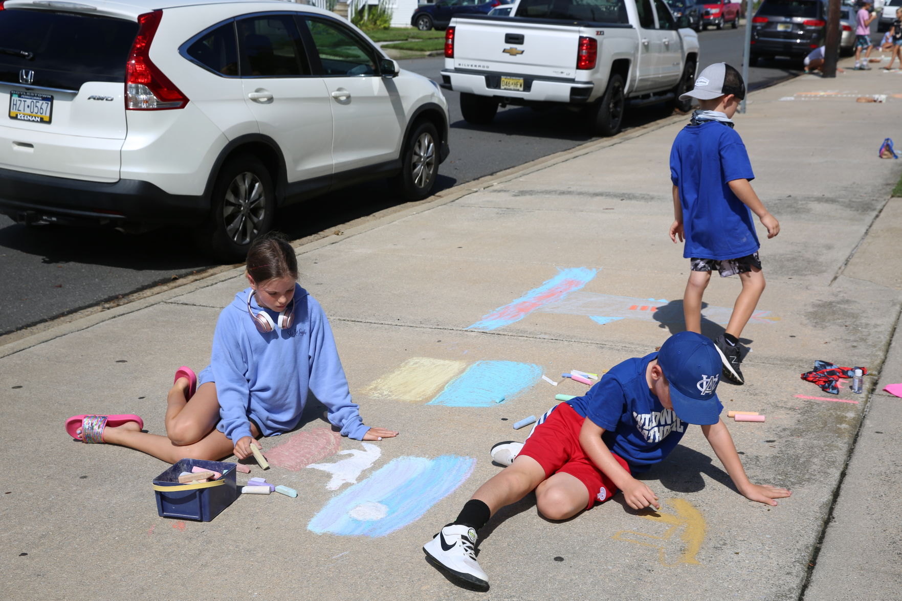080820_gal_chalk (15).JPG